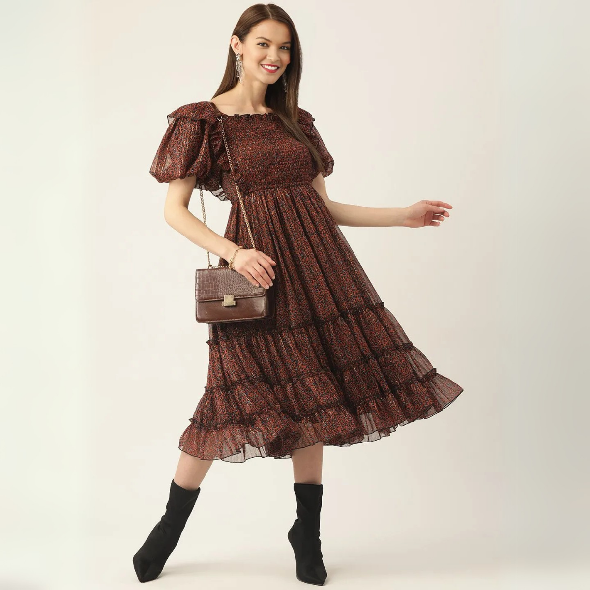 Elegant & Chic: Short and Long Dresses for Women
