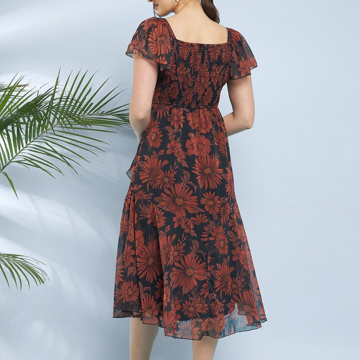 Elegant & Chic: Short and Long Dresses for Women
